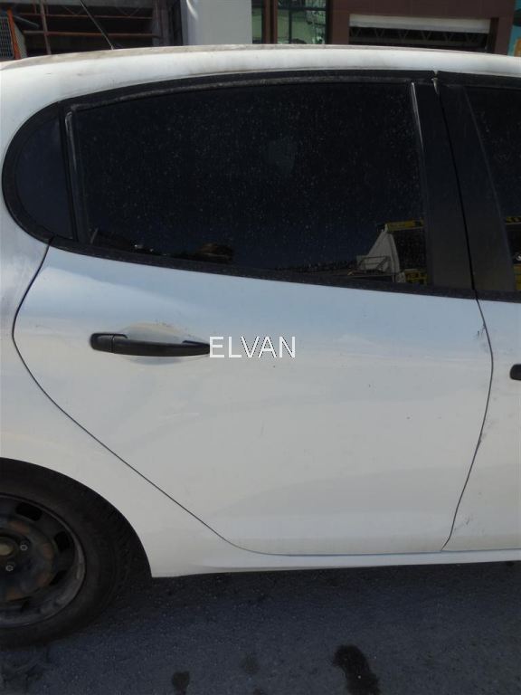 Peugeot 208 Kapı Arka Sağ Dolu Çıkma Orjinal
