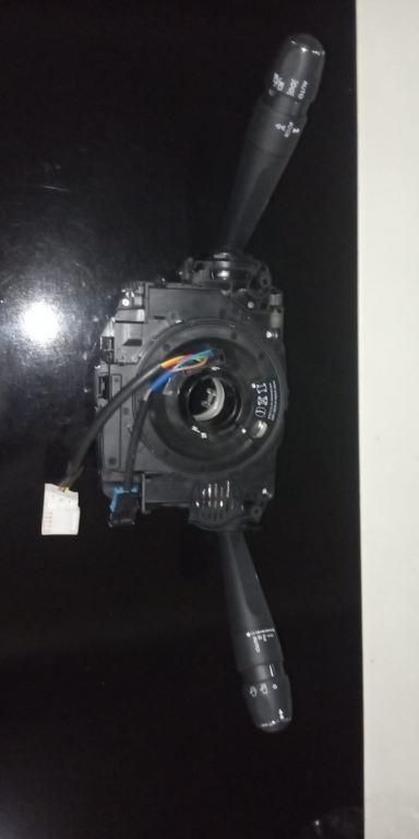 Peugeot 208 Sinyal Kolu 