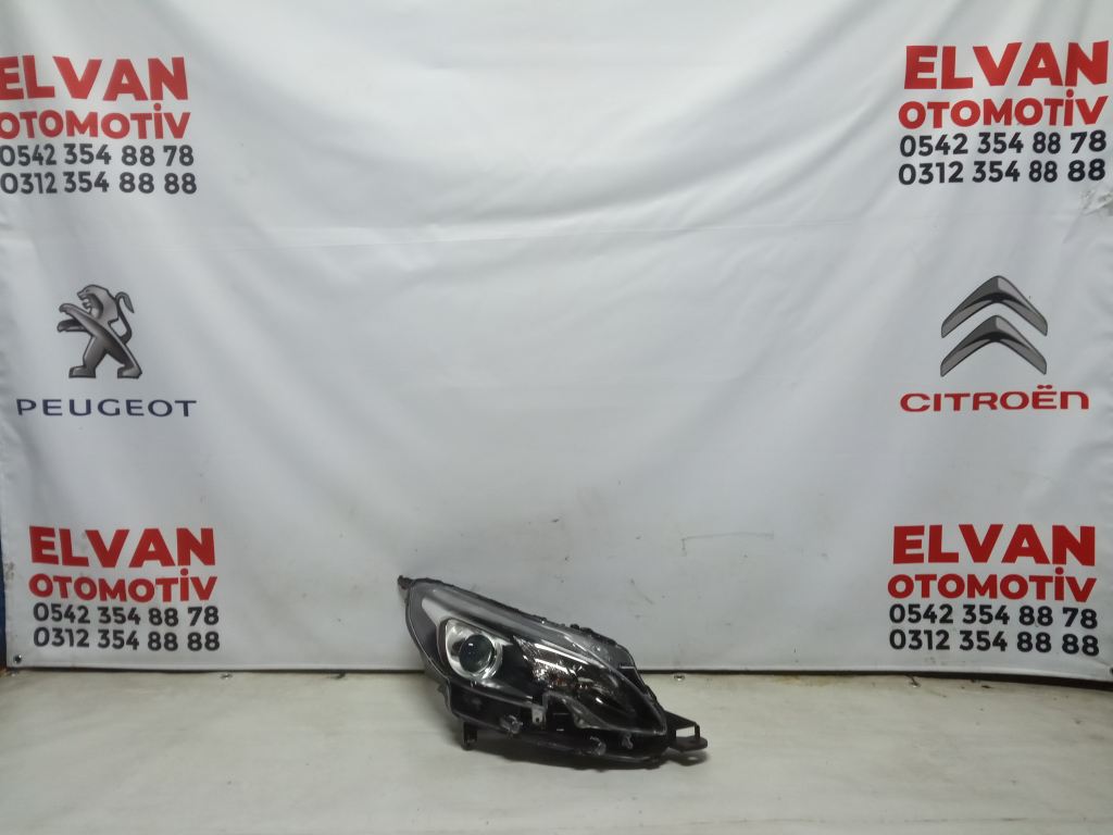 Peugeot 2008 Sağ Far Sıfır Yan Sanayi