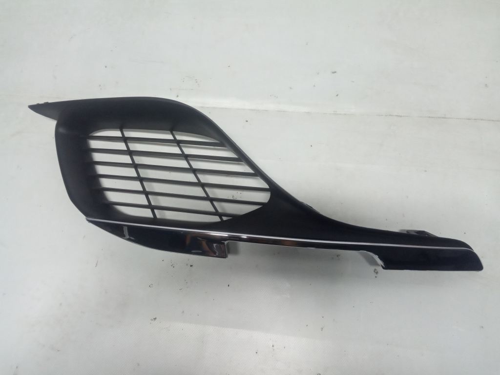 308s T9(2014-) Sağ Sis Kapağı