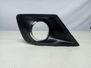 Peugeot 207 Sağ Sis Çerçevesi