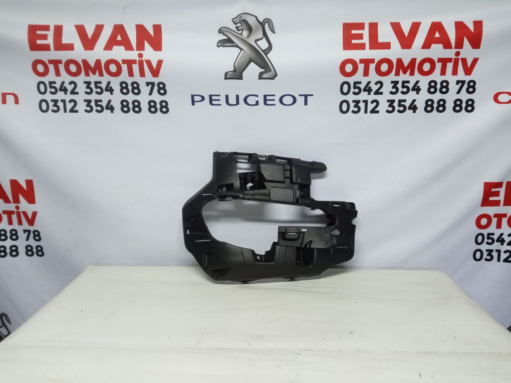 Peugeot 508 Sağ Sis Ayağı