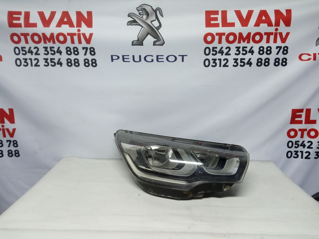 Citroen C4 Orjinal Sağ Far Yeni Model