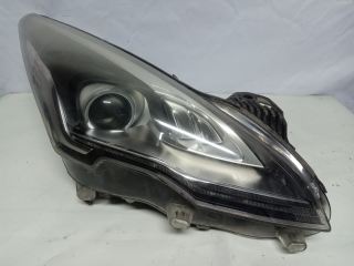 Peugeot 3008 Orjinal Mercekli Sağ Far