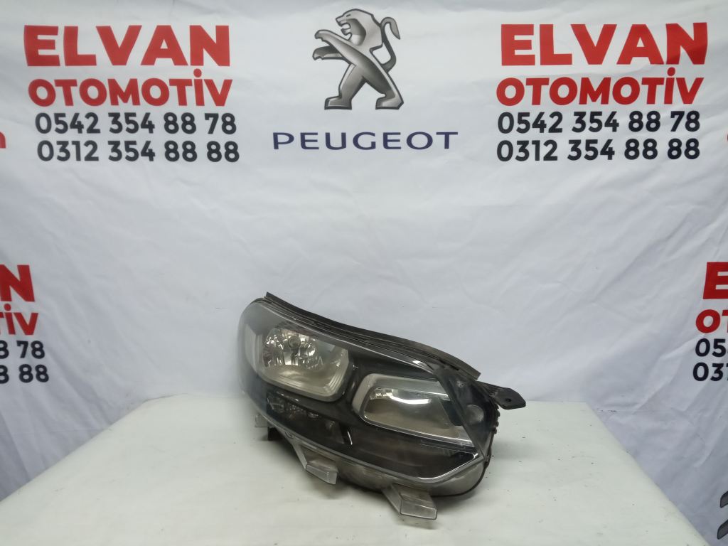 Peugeot Jumpy Orjinal Sağ Far