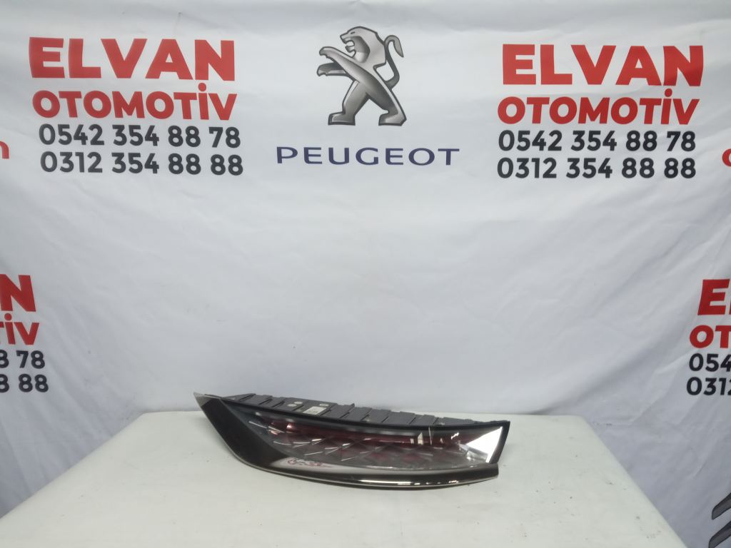 CİTROEN DS7 SAĞ STOP