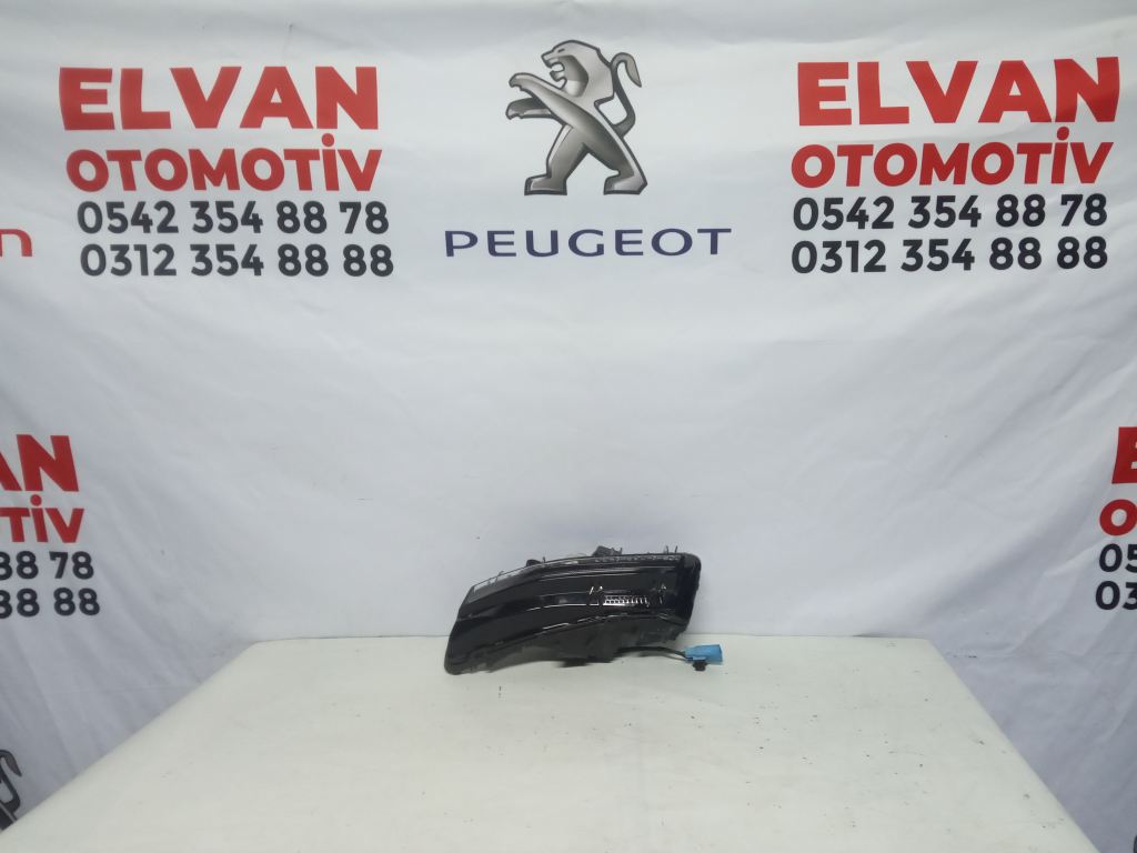 PEUGEOT 3008 SAĞ GÜNDÜZ LEDİ