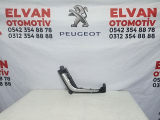 PEUGEOT 308 MAKYAJLI SAĞ SİS ÜST PLASTİĞİ