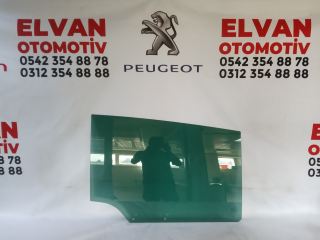 PEUGEOT 5008 SAĞ ARKA KAPI CAMI