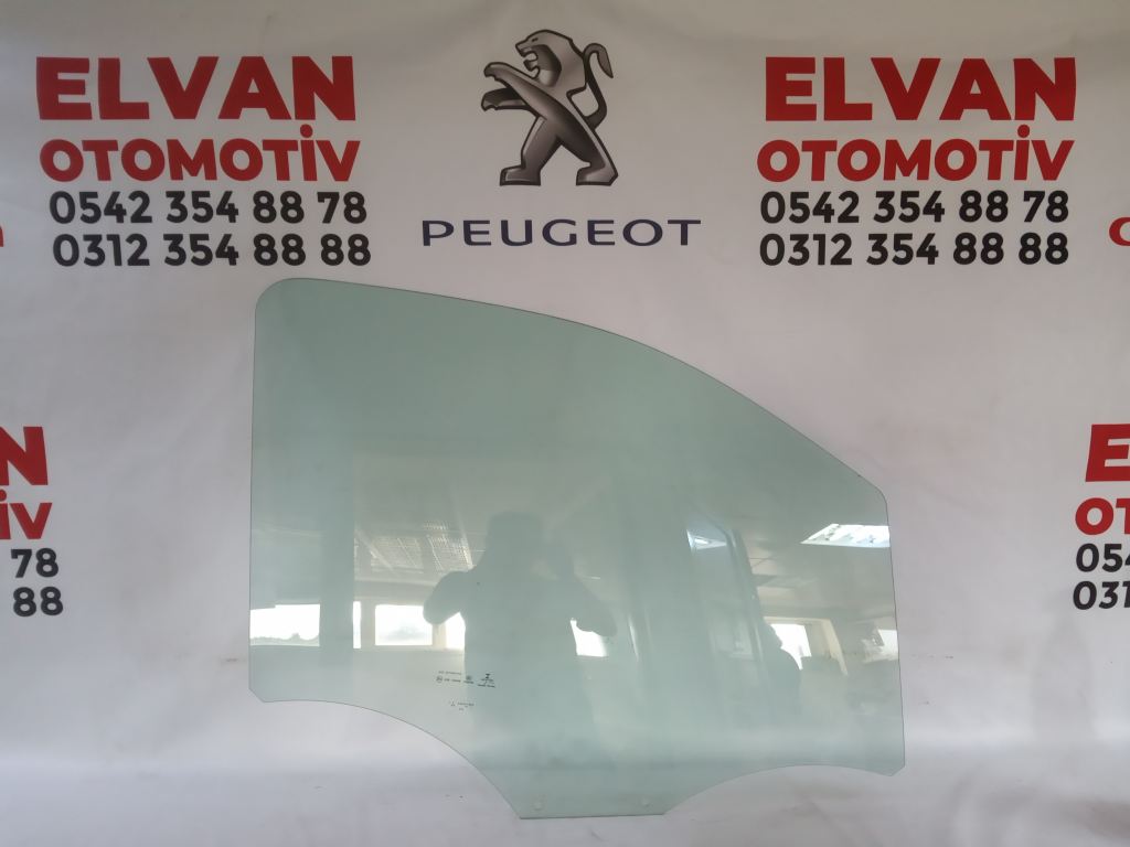 PEUGEOT TRAVELLER SAĞ ÖN KAPI CAMI