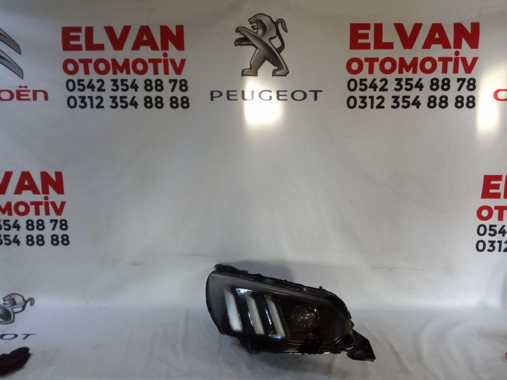 PEUGEOT 208/2008 GTİ SAĞ FAR