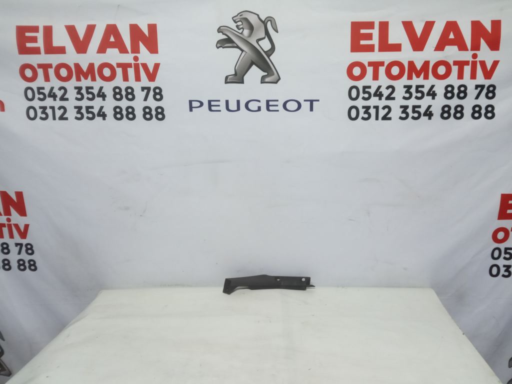 CİTROEN ZX SOL TAMPON BRAKETİ