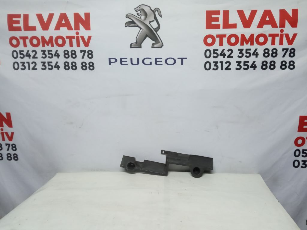 CİTROEN DS3 ARKA TAMPON BRAKETİ SAĞ