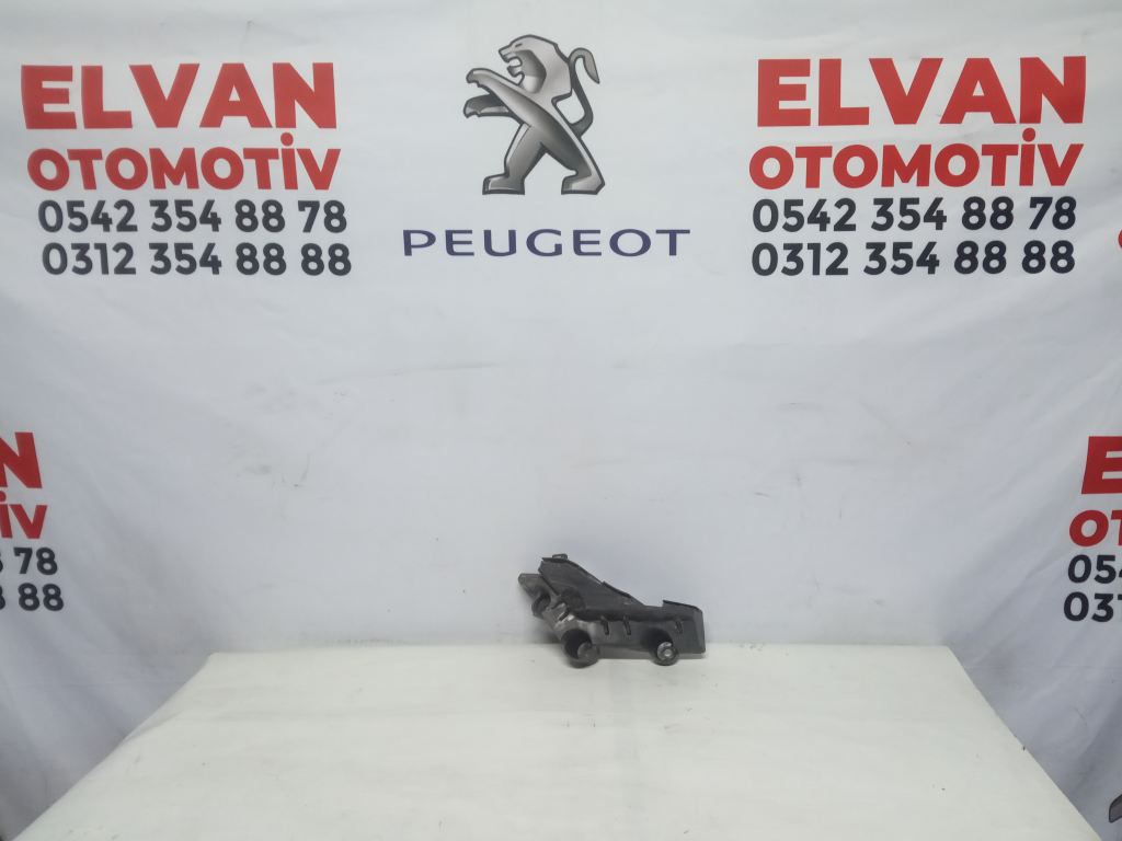 CİTROEN DS4 ARKA TAMPON BRAKETİ SOL