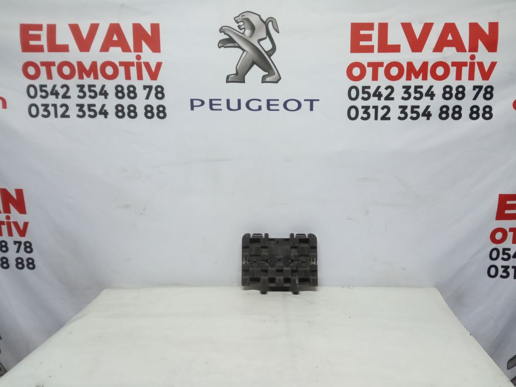 CİTROEN C4 SOL ÖN KAPI İÇ PLASTİĞİ