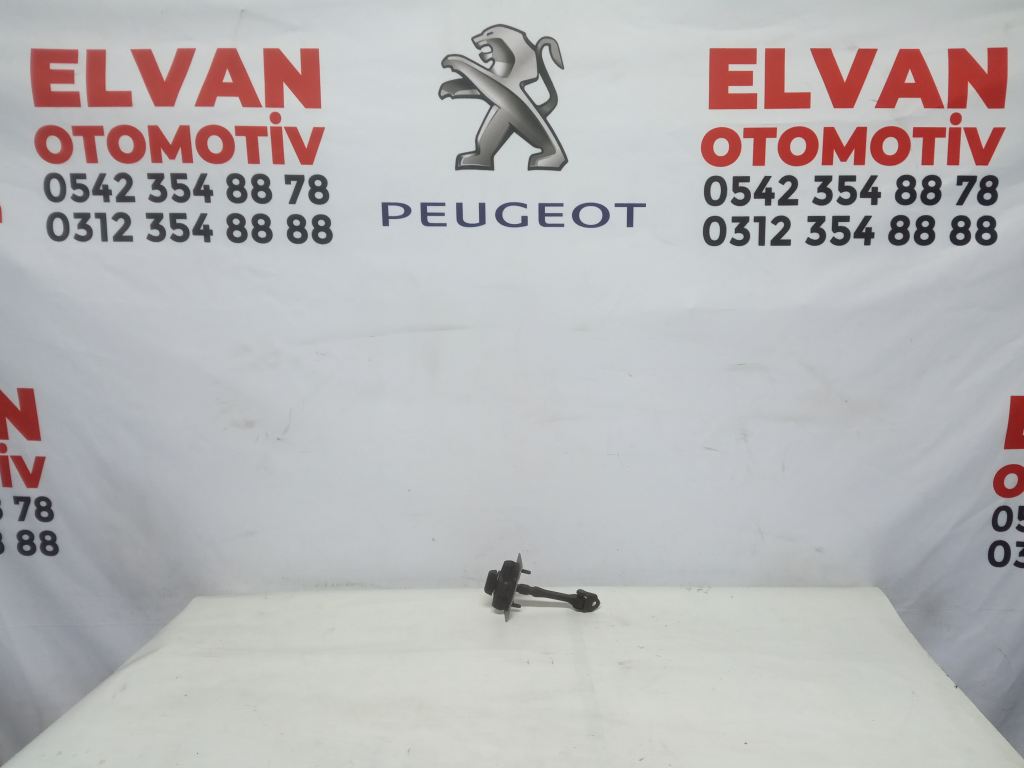 PEUGEOT 308 T9 ÖN KAPI GERGİSİ