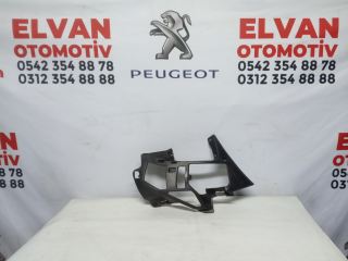PEUGEOT 3008 GTİ ARKA TAMPON BRAKETİ SAĞ