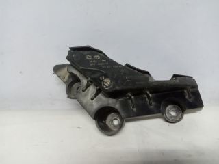 CİTROEN DS4 ARKA TAMPON BRAKETİ SAĞ