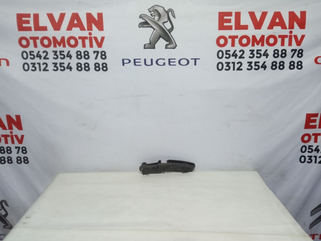 CİTROEN C4 CACTUS ÖN TAMPON BRAKETİ
