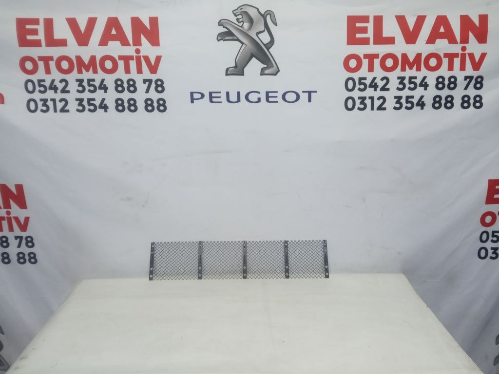 CİTROEN SAXO VTS ÖN TAMPON İÇ IZGARA 