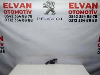 PEUGEOT 508 ÖN TAMPON BRAKETİ SAĞ