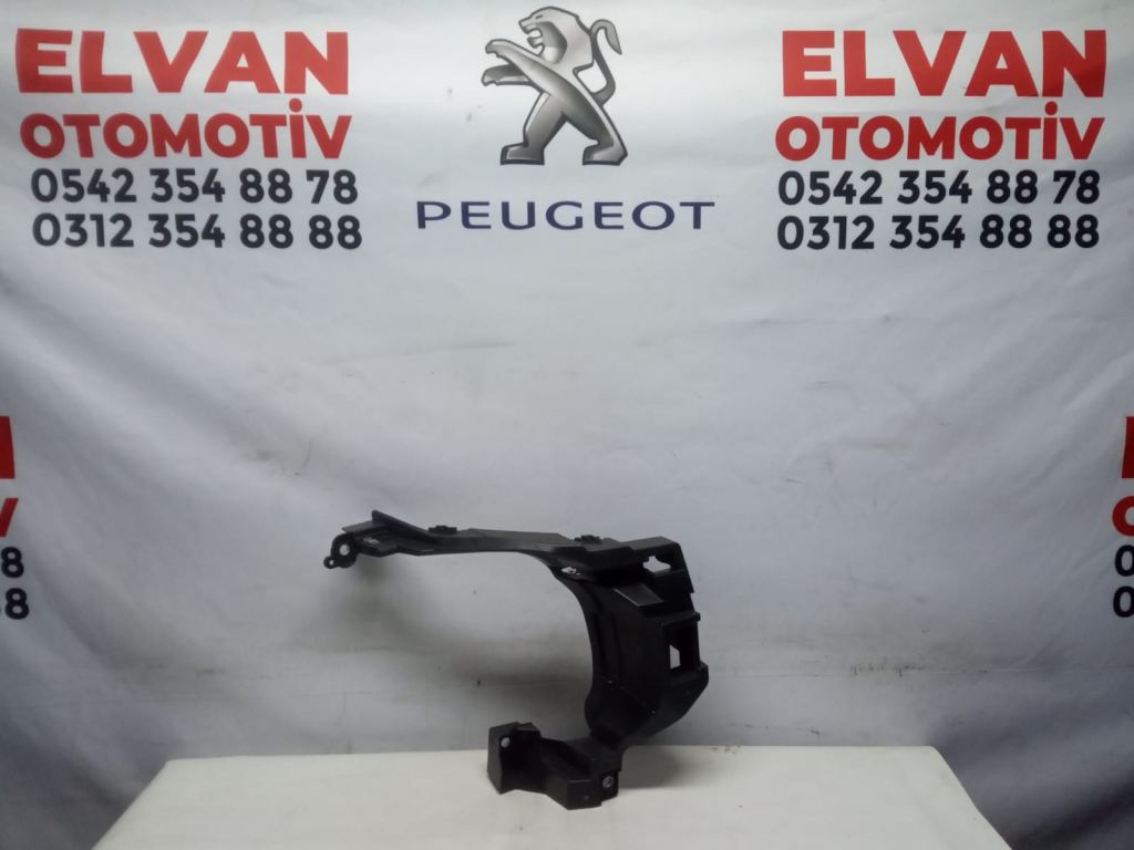 CİTROEN C3 AİRCROSS FAR BRAKETİ SAĞ