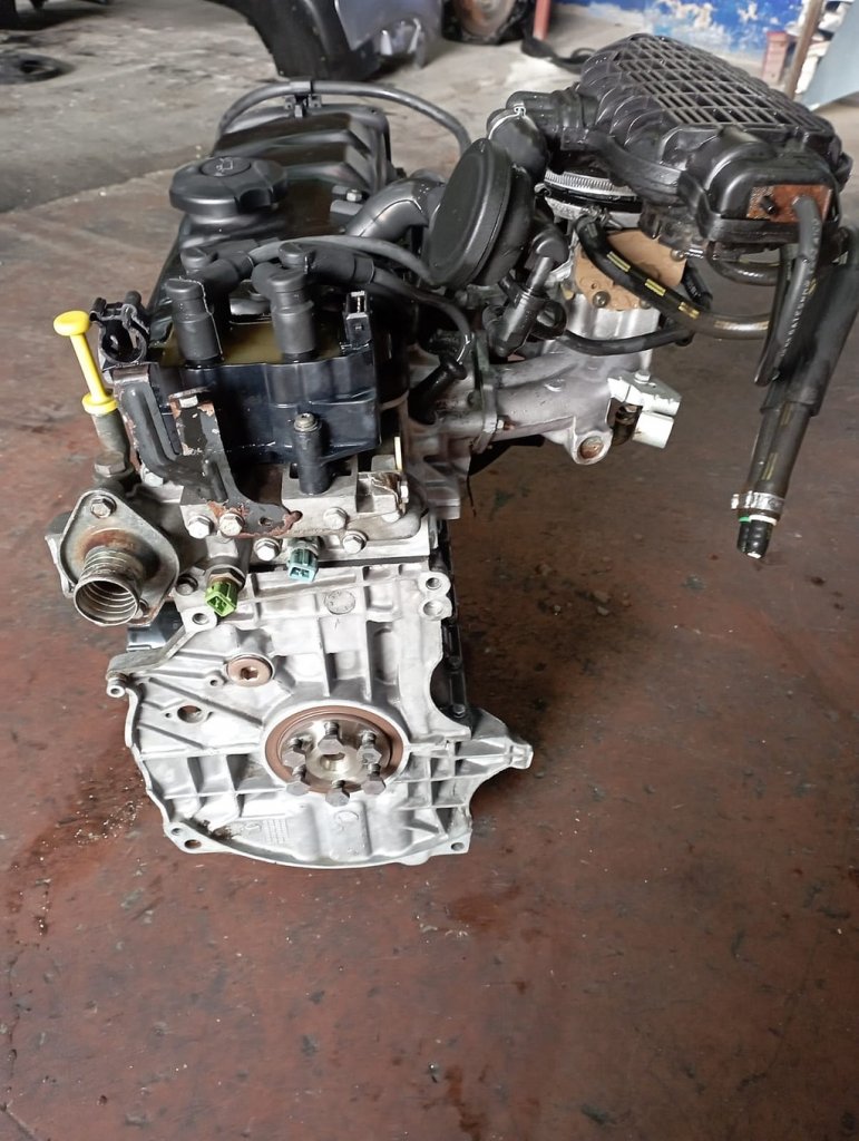 PEUGEOT 106 ve CİTROEN SAX0 1.4 BENZİNLİ MOTOR