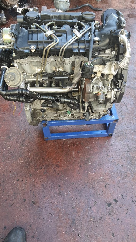 CİTROEN C4 1.4 16V DİZEL  KOMPLE MOTOR